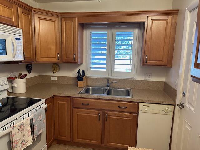 Image to showcase the property located at 2 Westwood Avenue 204g
