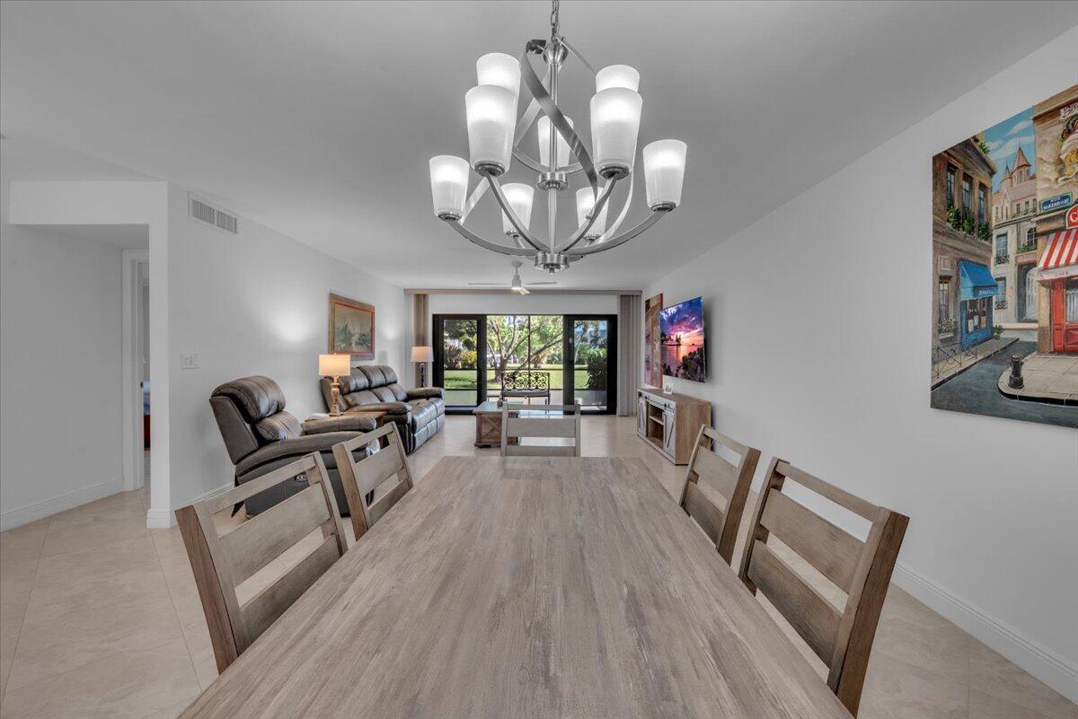 Image to showcase the property located at 300 N Highway A1a 103m