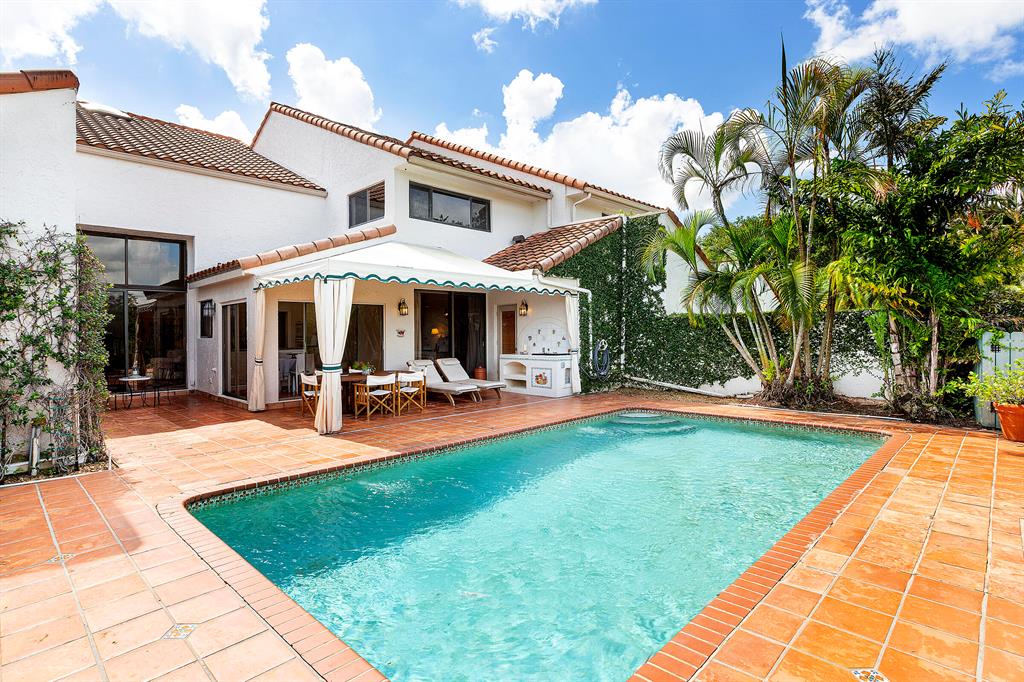 2435 Windsor Way Court, Wellington, FL 33414, 3 Bedrooms , 4 Bathrooms ,Townhouse,Sold,R10751287, Horizon Palm Realty Group