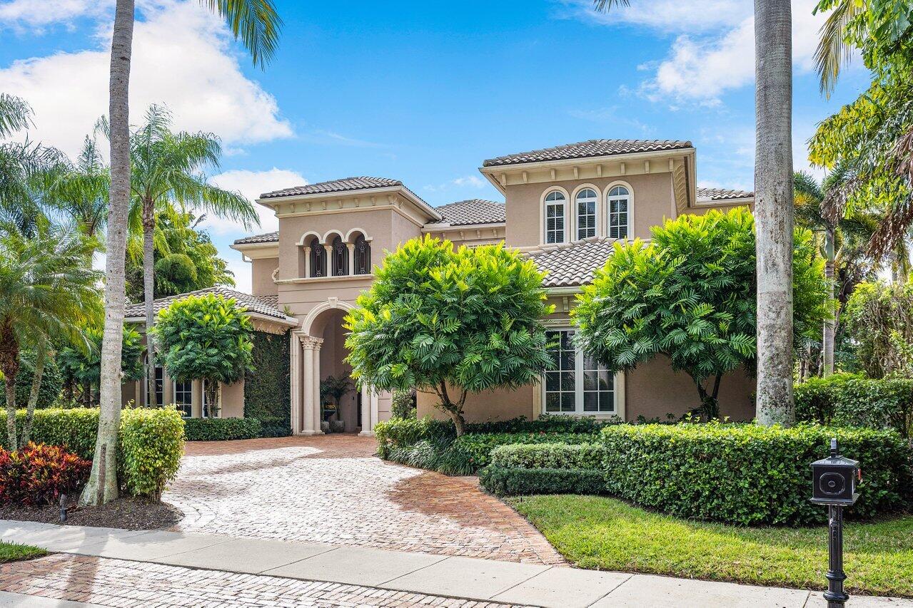 836 Harbour Isles Place, North Palm Beach, FL 