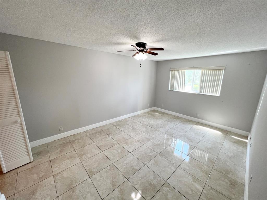 719 Lori Drive 211
