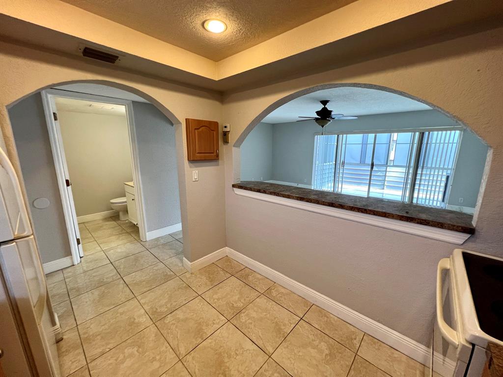 719 Lori Drive 211