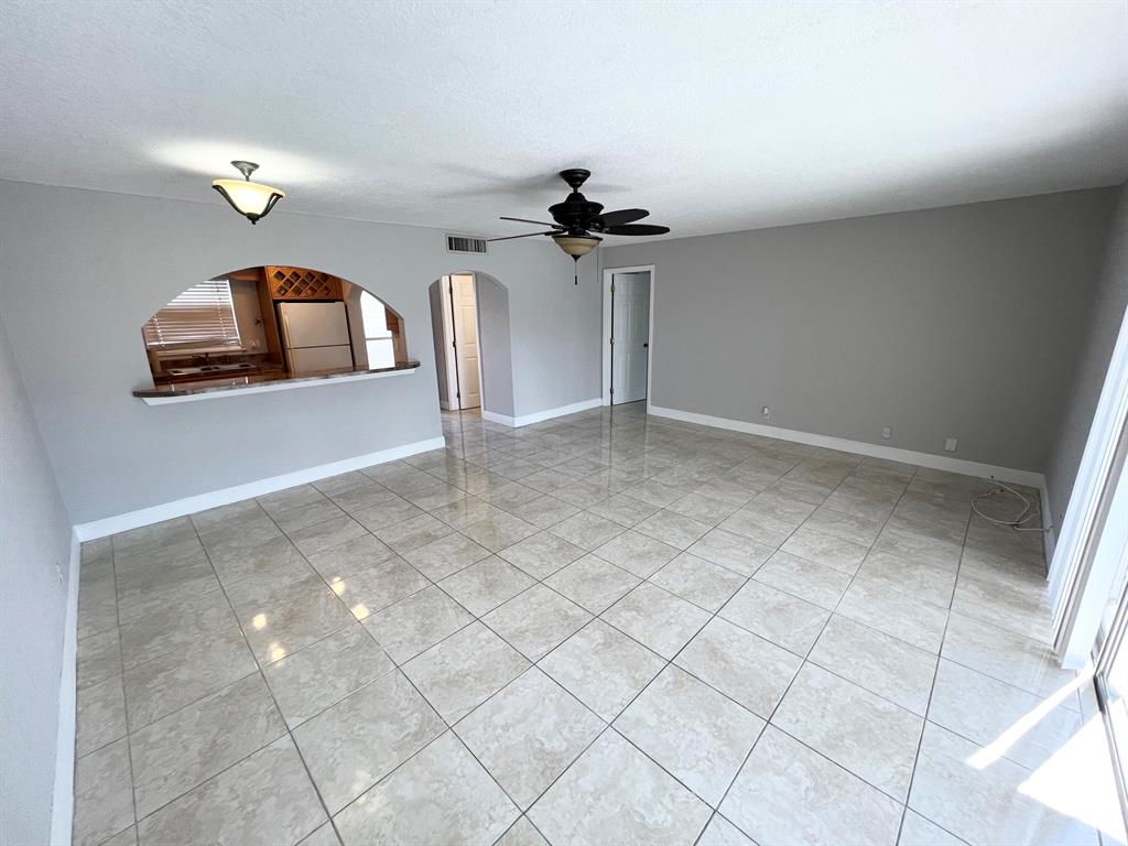 719 Lori Drive 211