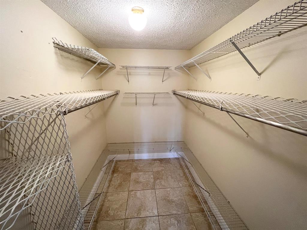 719 Lori Drive 211