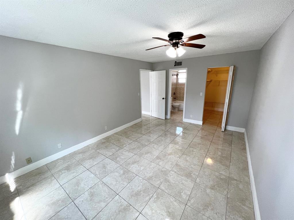 719 Lori Drive 211