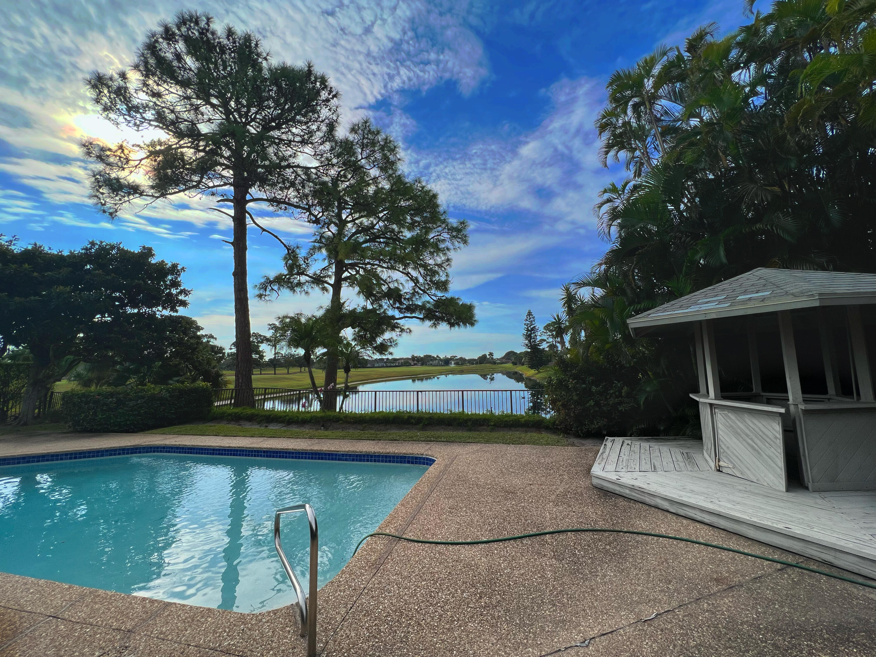 3518 Pine Lake Court