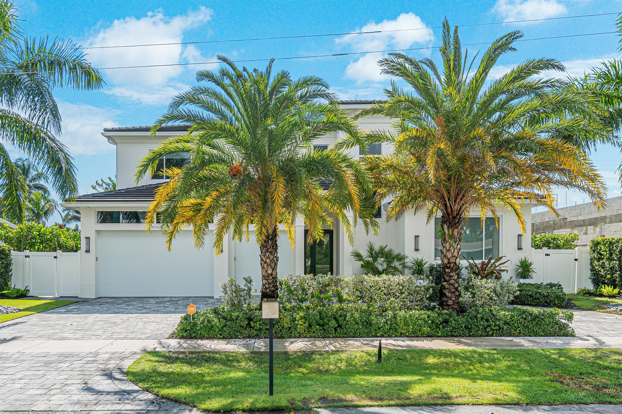 1050 NE 2nd Terrace, Boca Raton, FL 