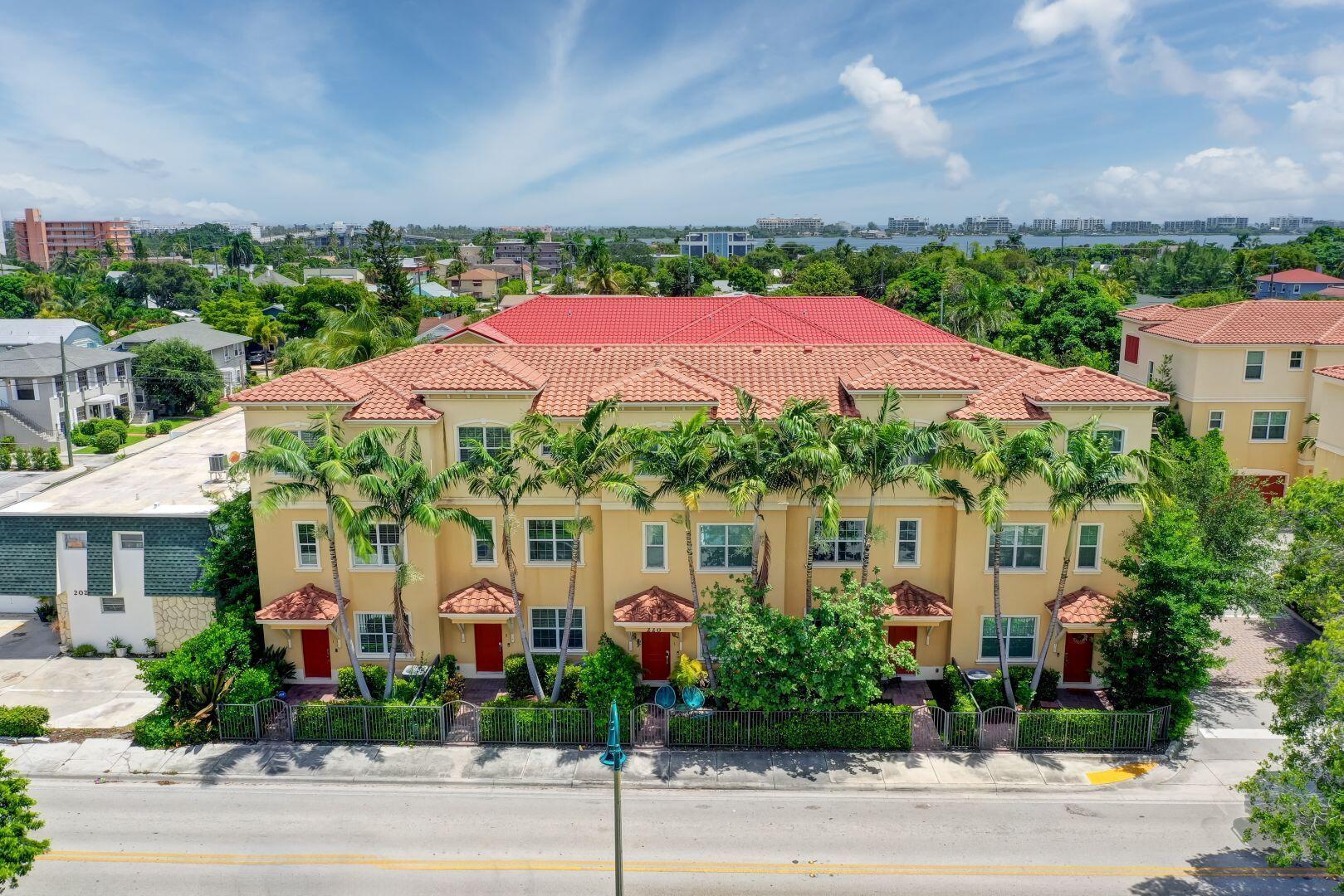 220 S Federal Highway Unit# 1, Lake Worth Beach, FL 33460, 2 Bedrooms , 2 Bathrooms ,Townhouse,Off Market,R10913969, Horizon Palm Realty Group