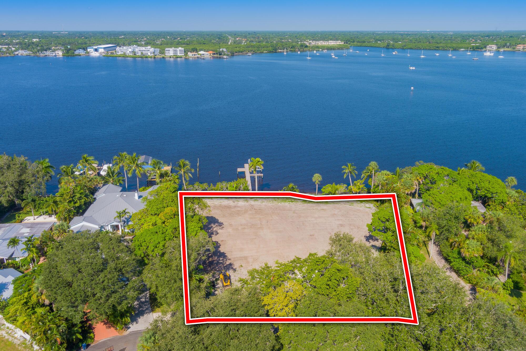 518 SW North River Point Drive, Stuart, FL 34994