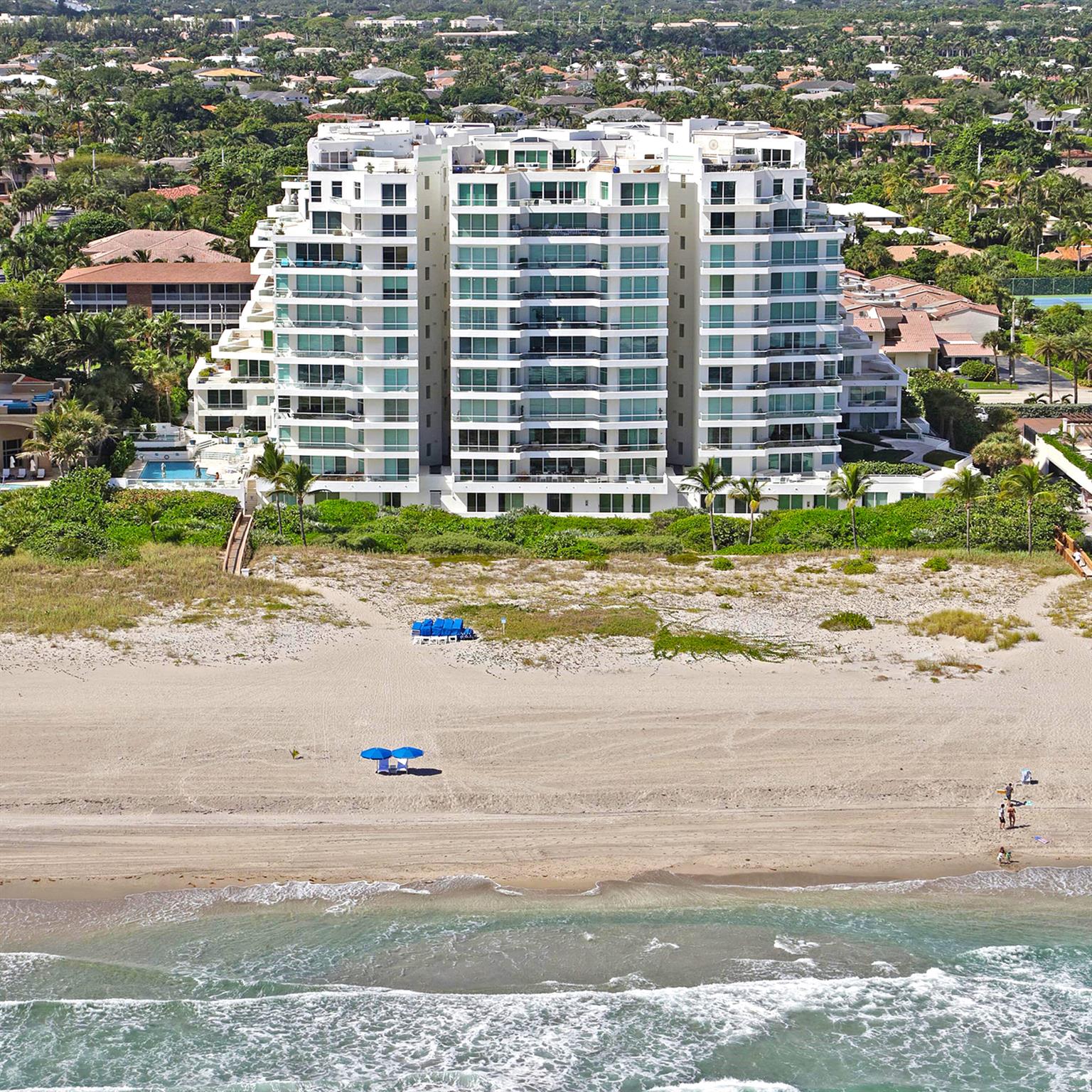 Magnificent Southeast Corner Oceanfront Residence with a Wrap-Around Terrace is now available at the prestigious Aragon sited Directly on the Sand in Boca Raton.  Boasting 3 spacious Bedrooms En-Suite, Great Room, Formal Dining Room, an open Kitchen and adjoining Family Room and a Private Elevator Entry into your Residence, this Spectacular Residence encompasses over 3,700 sq. ft of living space. The Gracious Principal Bedroom Suite features a large Walk-In Closet, ample Linen storage, dual sinks, two separate water closets, separate tub and shower, and Spacious Outdoor Terraces envelope this Residence with sweeping Ocean and Intracoastal Views.  This Exceptional Oceanfront condominium lives like an Estate Home on the Sand.  See MORE for Add'l Information! Magnificent Southeast Corner Oceanfront Residence with a Wrap-Around Terrace is now available at the prestigious Aragon sited Directly on the Sand in Boca Raton.  Boasting 3 spacious Bedrooms En-Suite, Great Room, Formal Dining Room, an open Kitchen and adjoining Family Room and a Private Elevator Entry into your Residence, this Spectacular Residence encompasses over 3,700 sq. ft of living space. The Gracious Principal Bedroom Suite features a large Walk-In Closet, ample Linen storage, dual sinks, two separate water closets, separate tub and shower, and Spacious Private Outdoor Terraces envelope this Residence with sweeping Ocean and Intracoastal Views.  This Exceptional Oceanfront condominium lives like an Estate Home on the Sand.  
Aragon is a Full-Service Luxury Oceanfront condominium offering its Residents World-Class Amenities and Services including 24/7 Security, Concierge Services, a State-of-the-Art Fitness center, a Resort-Style Pool and much more!