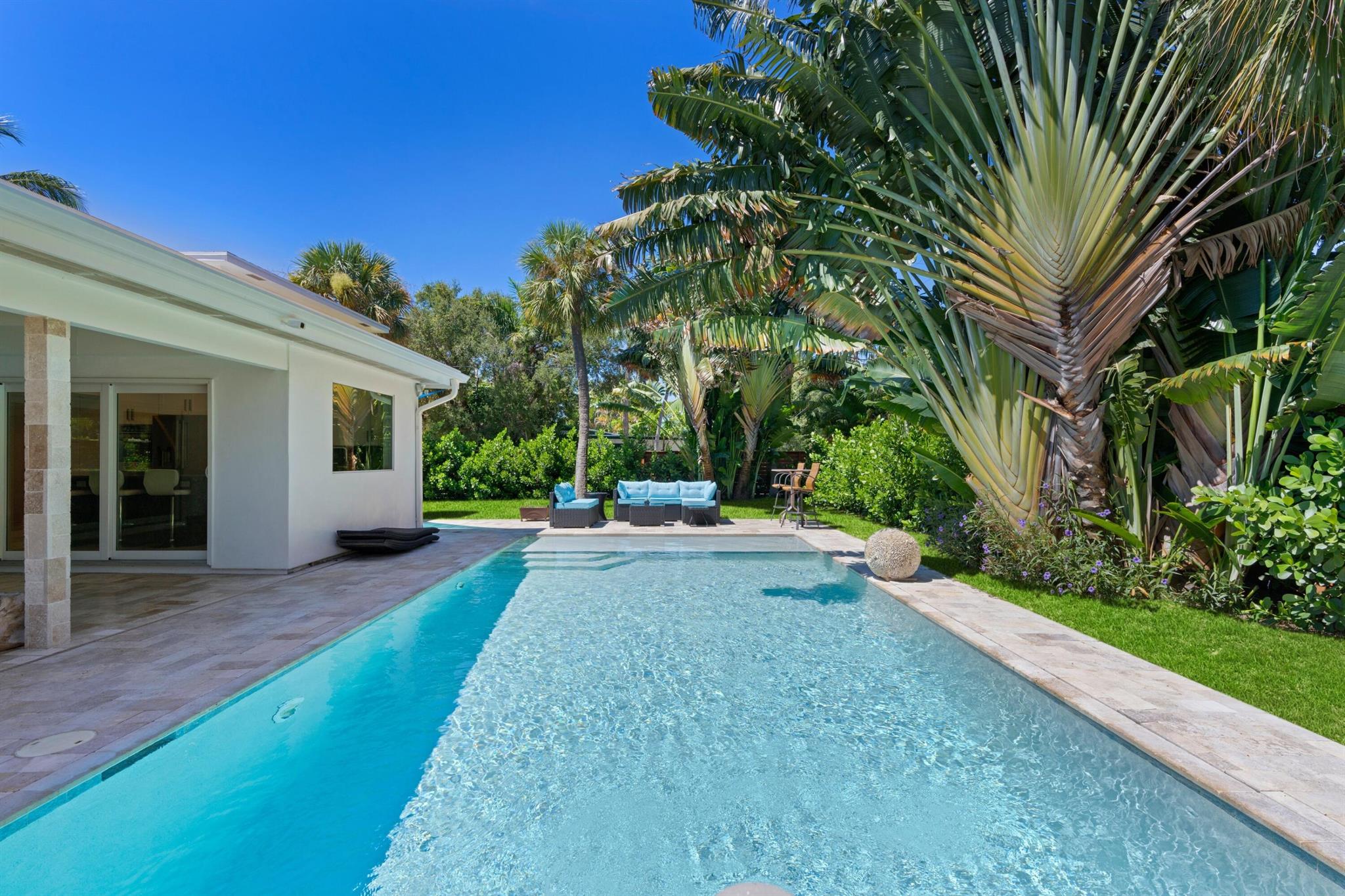 92 18th Avenue S, Lake Worth Beach, FL 33460, 2 Bedrooms , 2 Bathrooms ,Single Family Home,Off Market,R10921144, Horizon Palm Realty Group