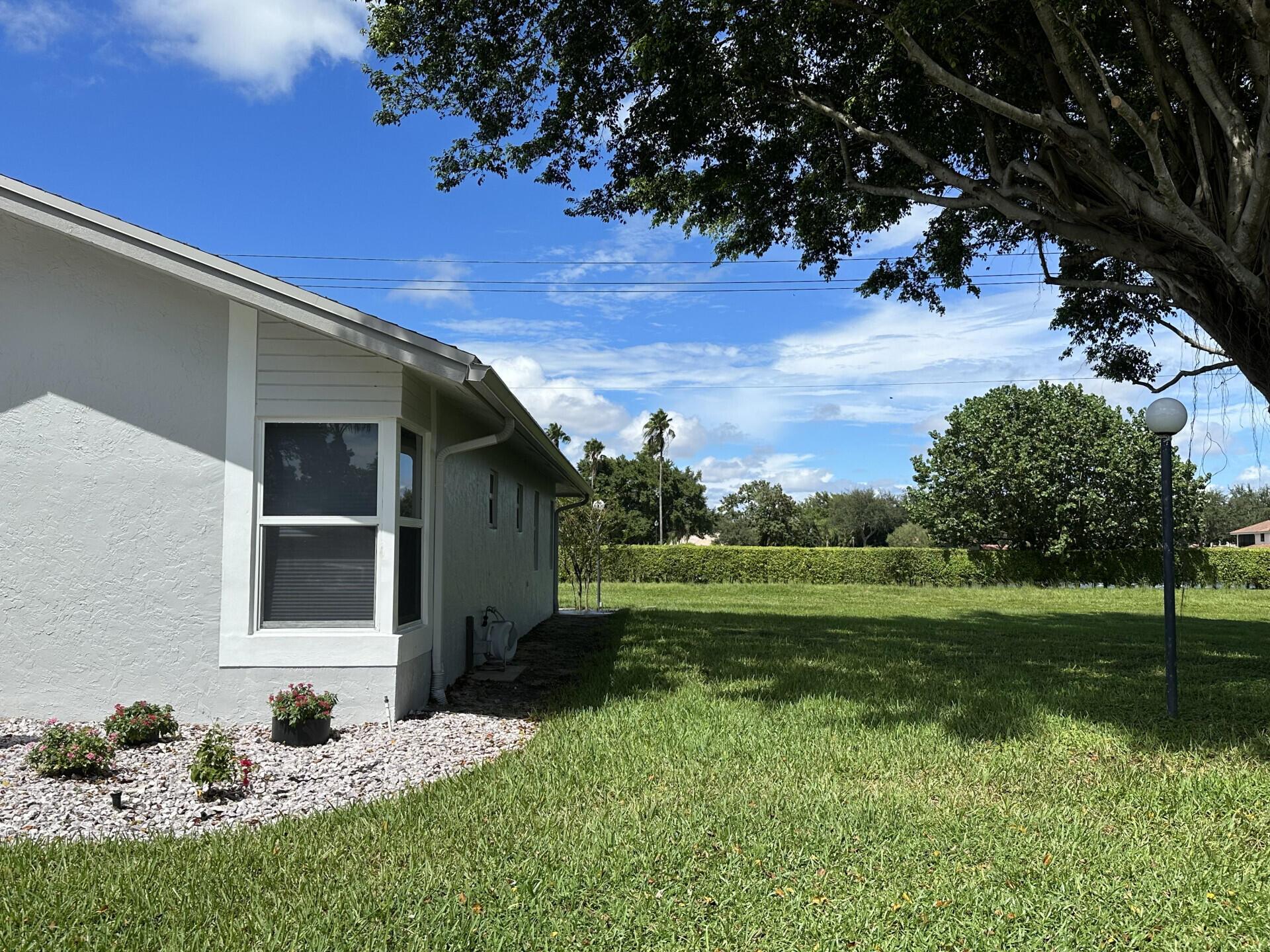 Homes for sale in Boca Raton, FL | 8889 Sunnywood Pl, Boca Raton, FL 33496 | MLS# R10922776