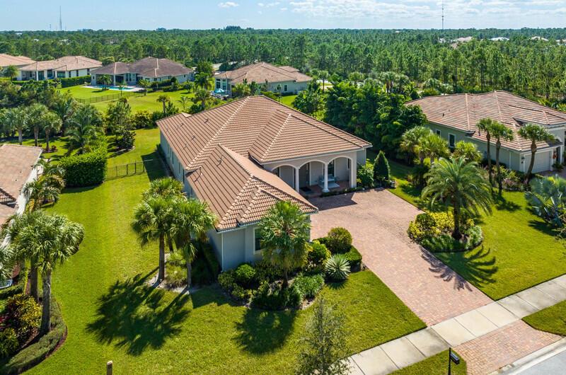 5258 SW Blue Daze Way, Palm City, FL 