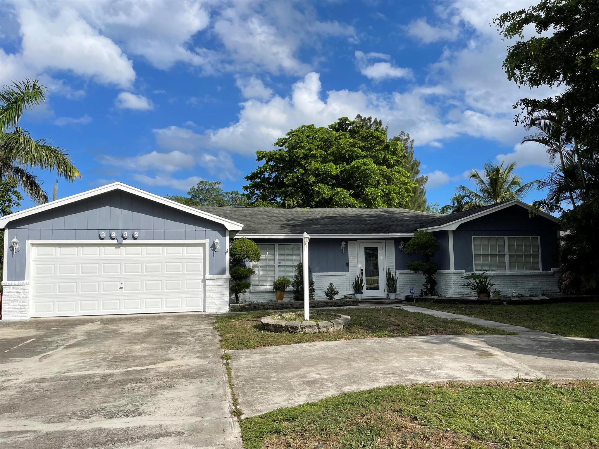 3932 Corrigan Ct Court, Lake Worth Beach, FL 33461