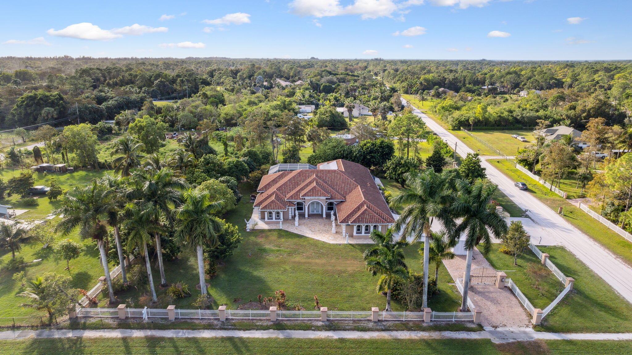 6585 Banyan Boulevard, The Acreage, FL 33470