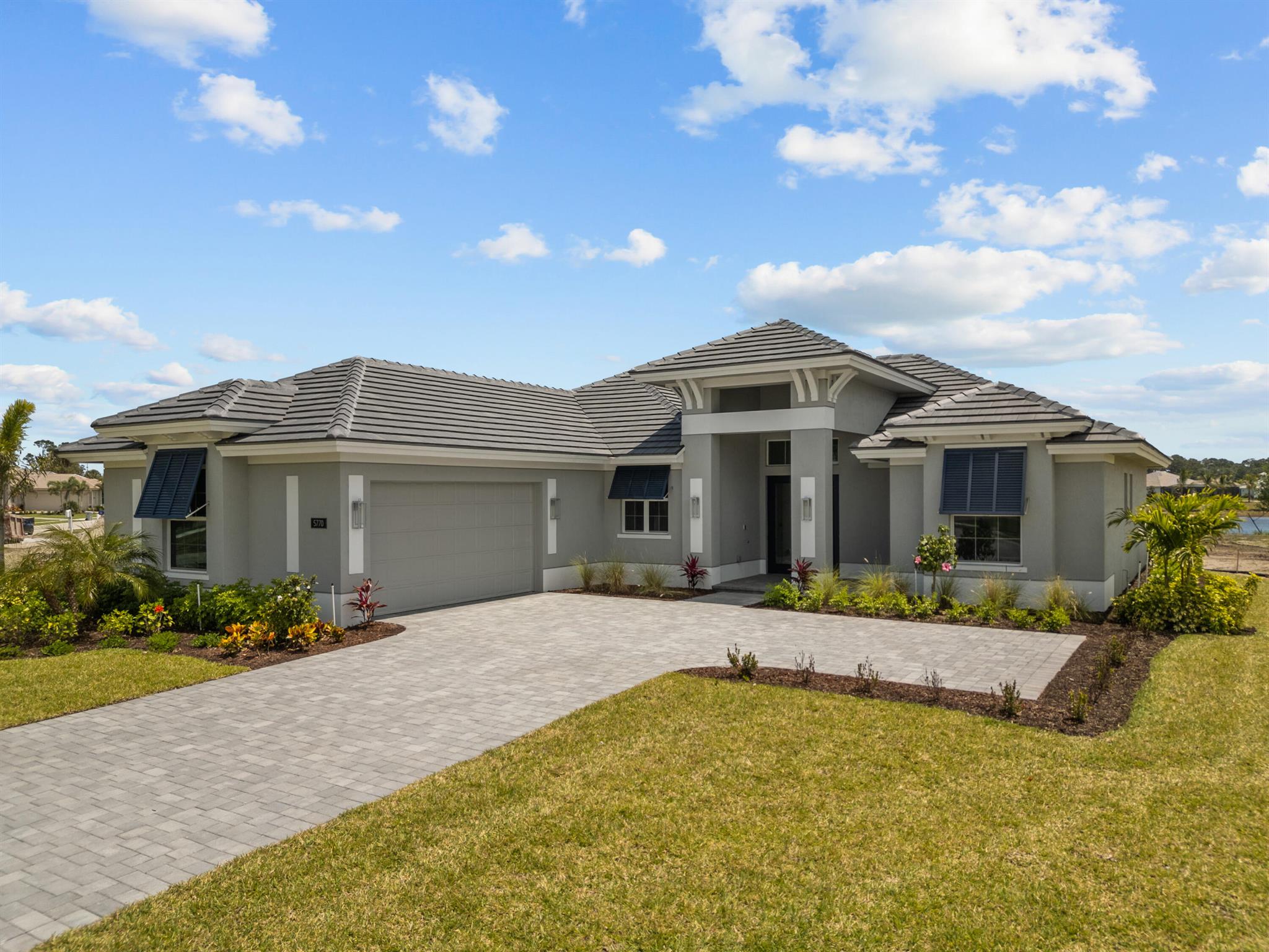 5770 Bent Pine Square, Vero Beach, FL 