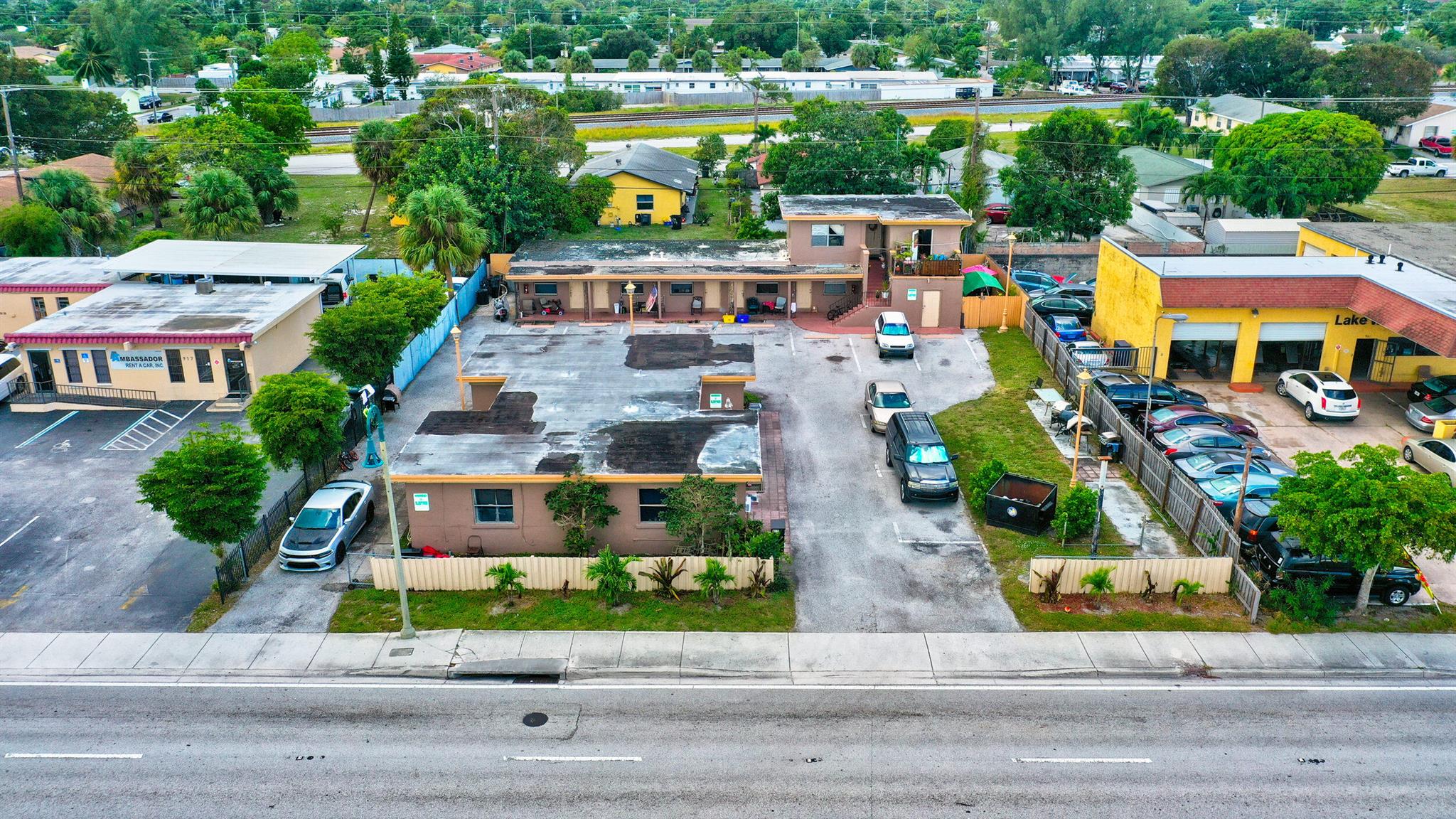 915 S Dixie Highway 1, Lake Worth Beach, FL 33460