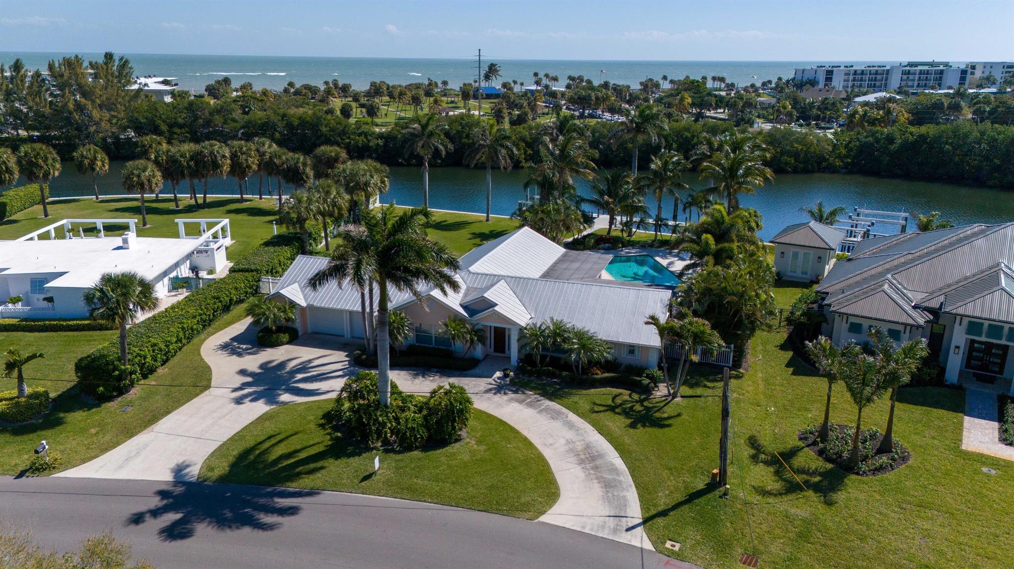 4308 Bethel Creek Drive, Vero Beach, FL 