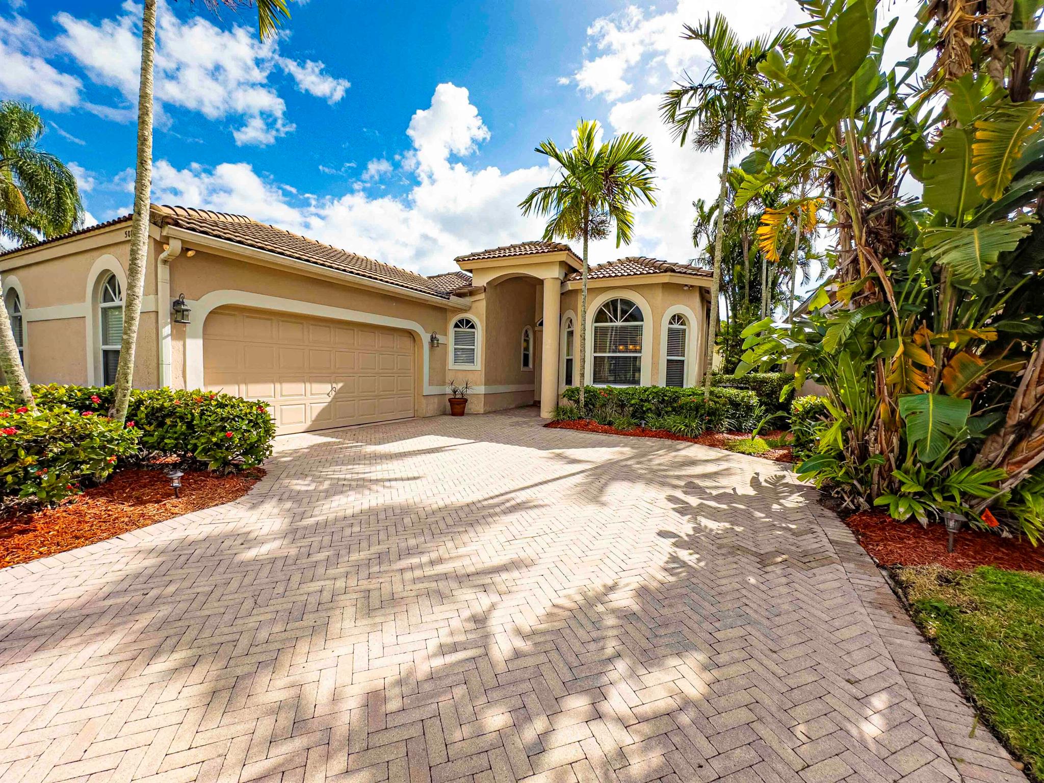 5088 Ventura Drive, Delray Beach, FL 