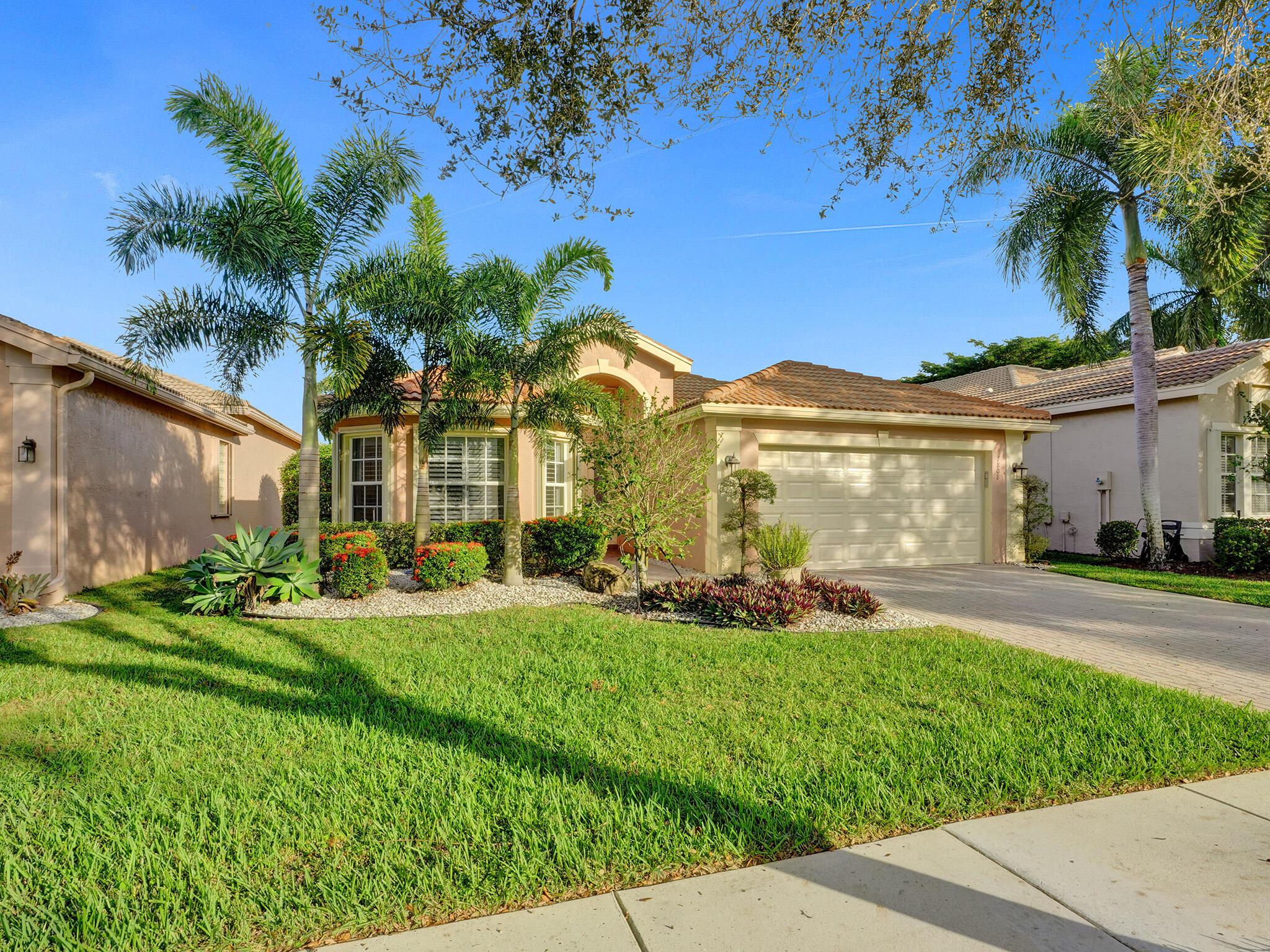 7808 Royal Calais Drive, Lake Worth, FL 33467