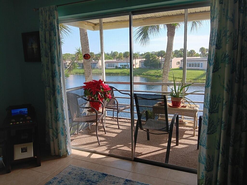 120 Lake Evelyn Drive, West Palm Beach, FL 33411, 2 Bedrooms , 2 Bathrooms ,Condominium,Off Market,R10945829, Horizon Palm Realty Group