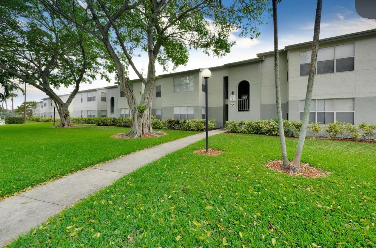 1401 Village Boulevard 727
