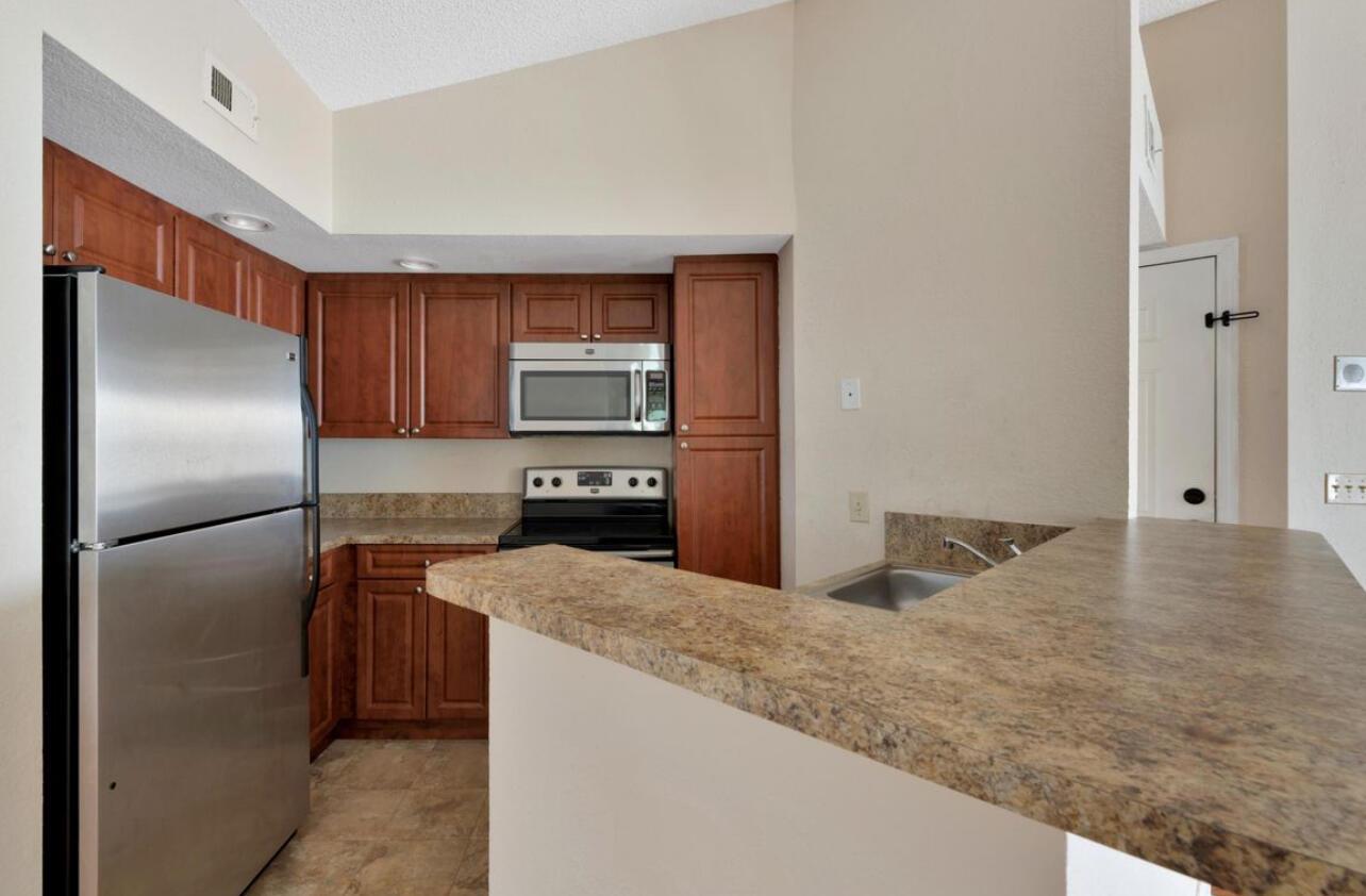 1401 Village Boulevard 727