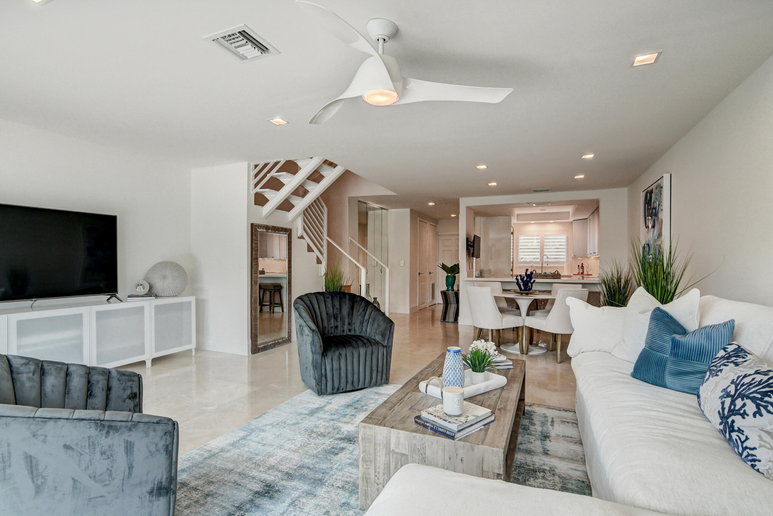 130 Andrews Avenue Unit# 4, Delray Beach, FL 33483, 2 Bedrooms , 2 Bathrooms ,Townhouse,Off Market,R10961168, Horizon Palm Realty Group