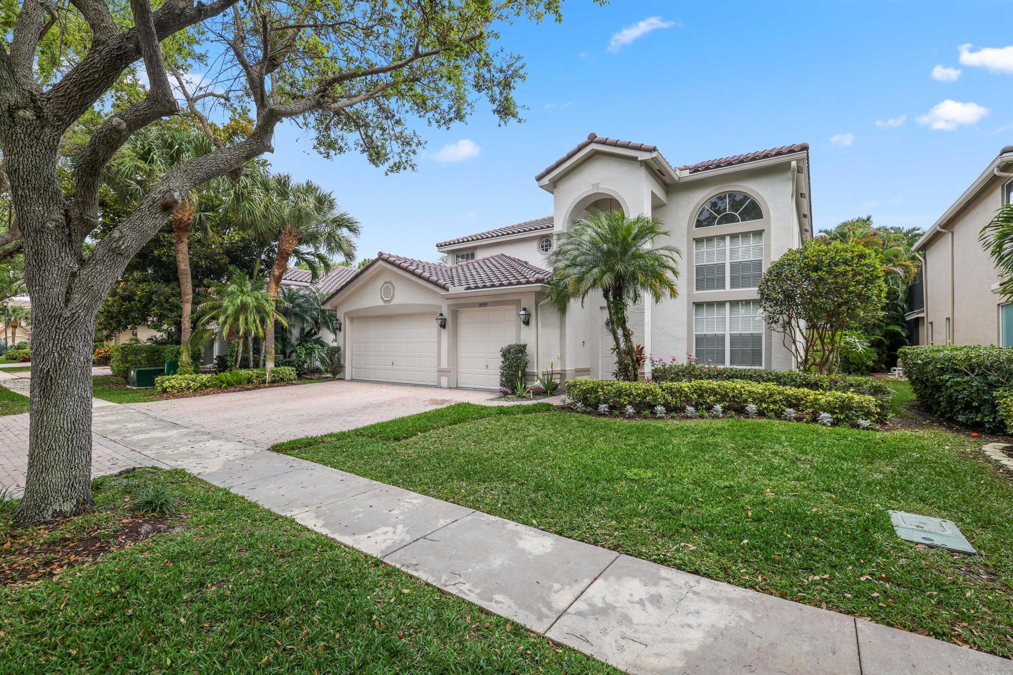 19299 Skyridge Circle, Boca Raton, FL 33498