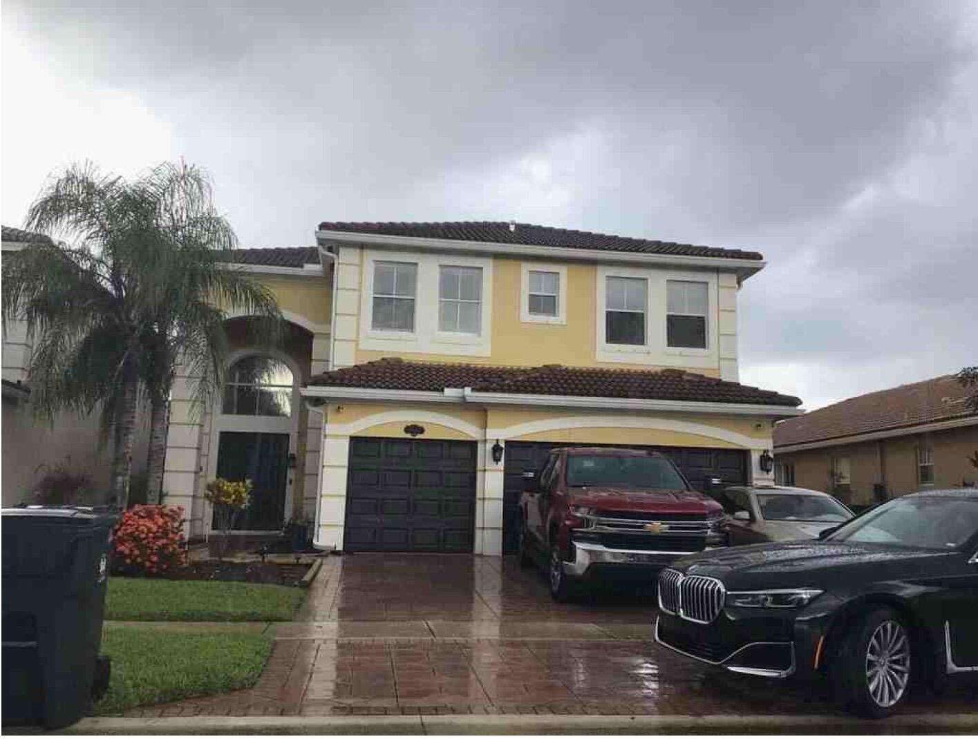 10563 Galleria Street, Wellington, FL 