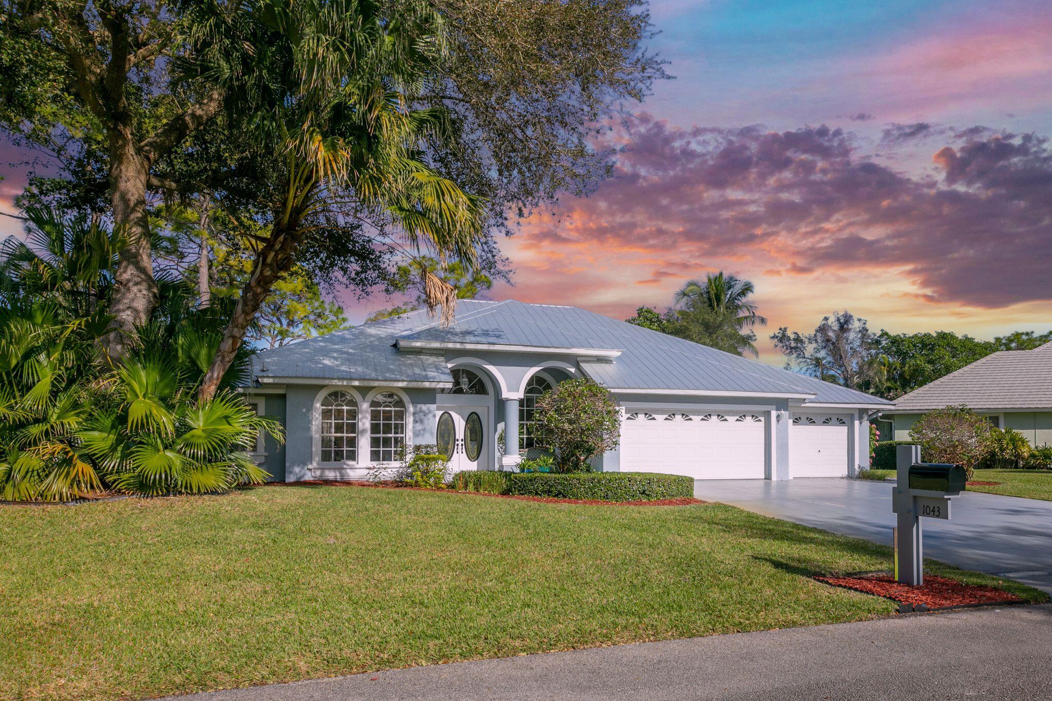 1043 SW Pigeon Plum Way, Palm City, FL 