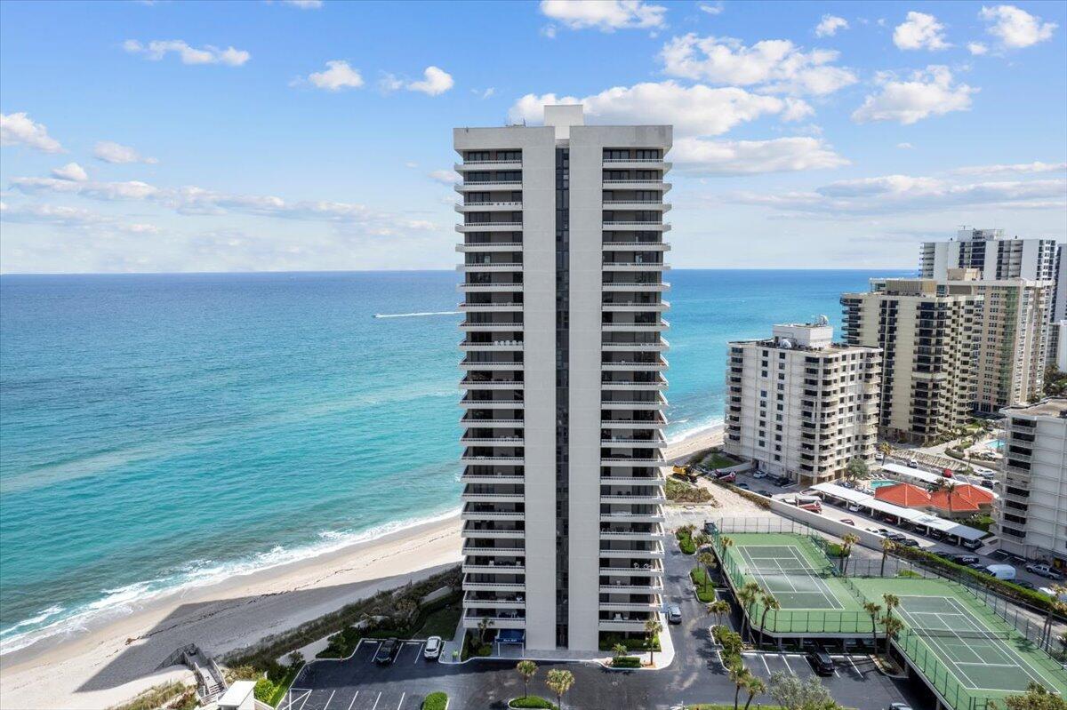 5510 N Ocean Drive 2d, Singer Island, FL 