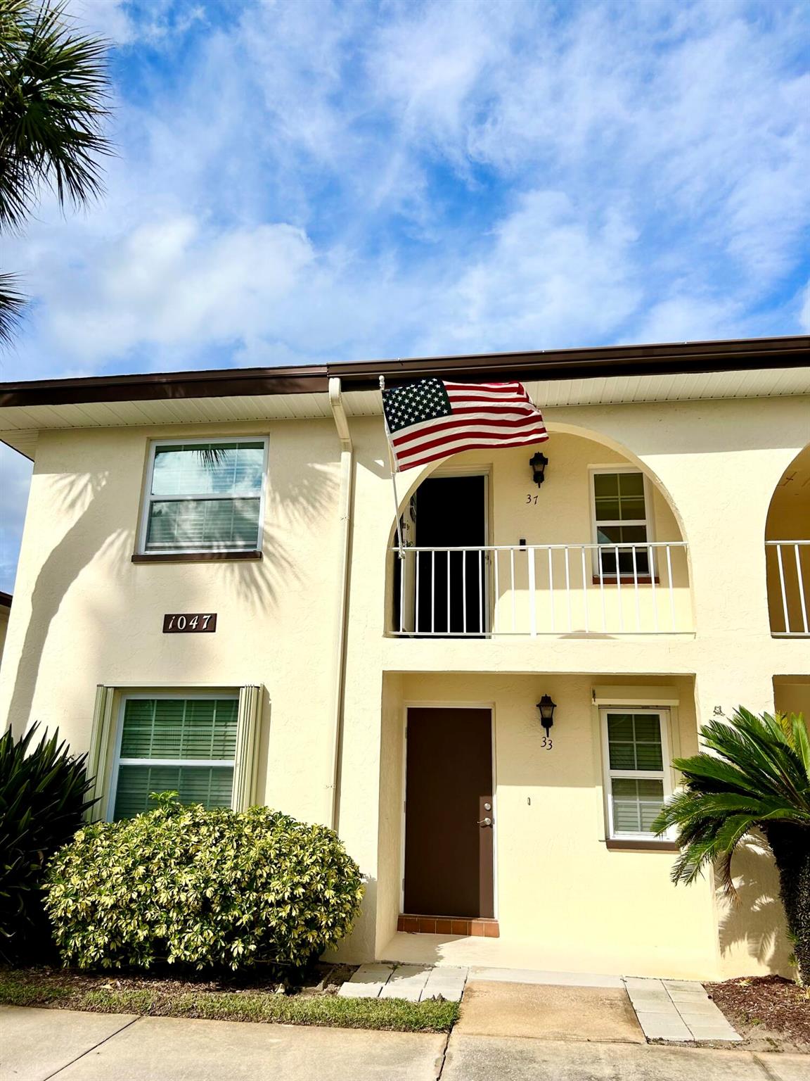 1047 Small Court 37, Indian Harbour Beach, FL 