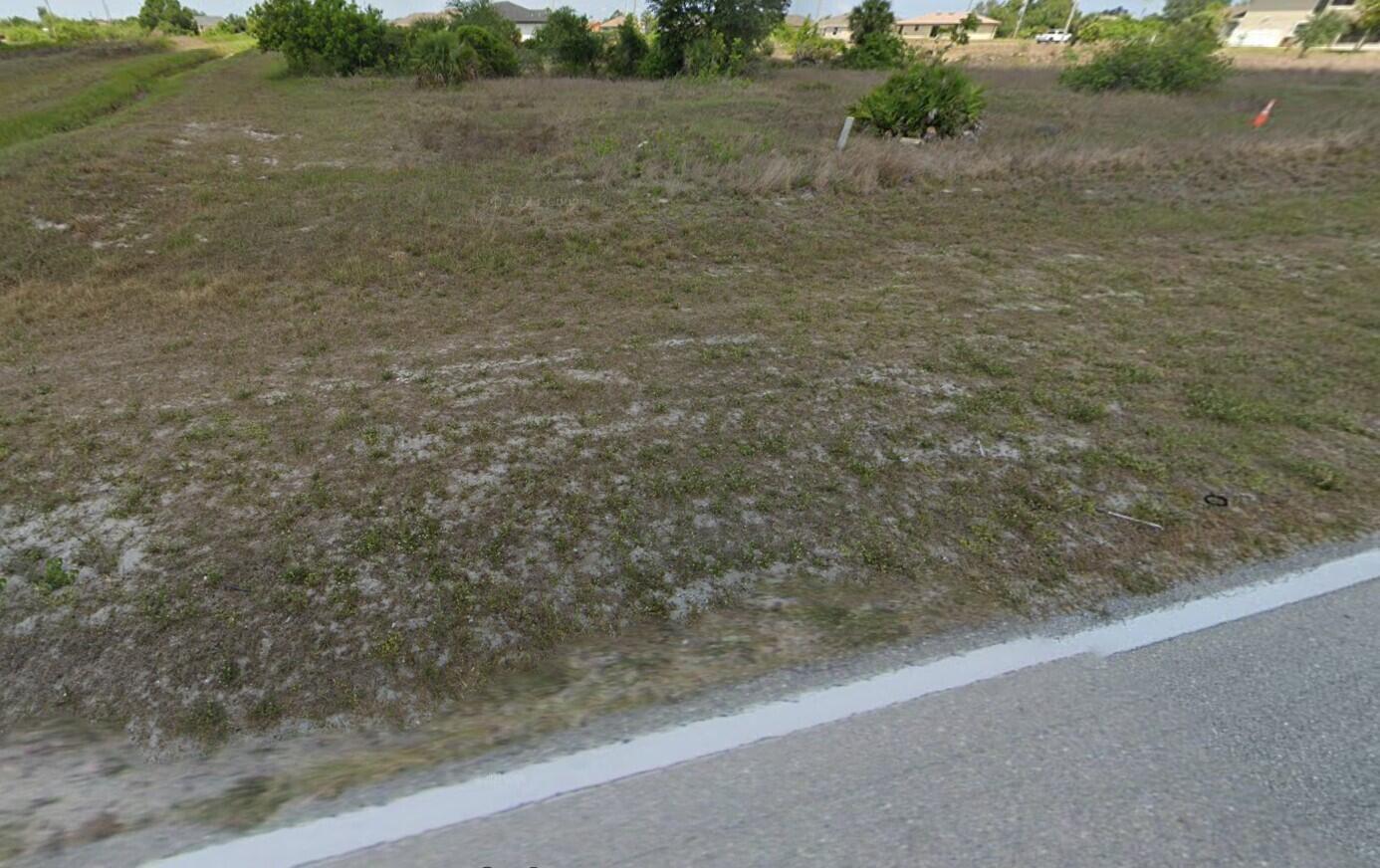 130/132 Milwaukee Boulevard, Lehigh Acres, FL 33974