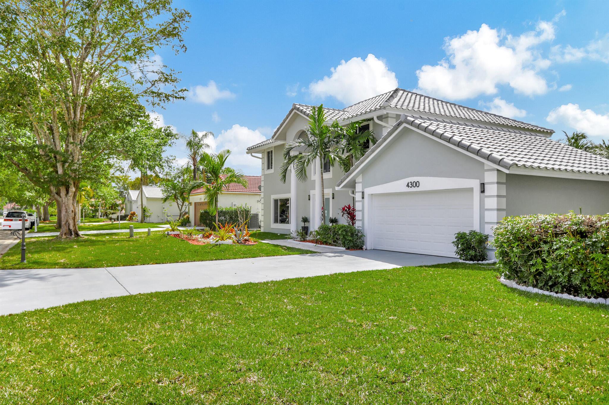 4300 NW 90th Terrace, Coral Springs, FL 