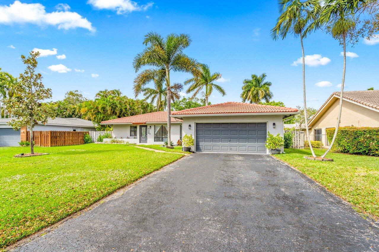 11527 NW 40th Street, Coral Springs, FL 