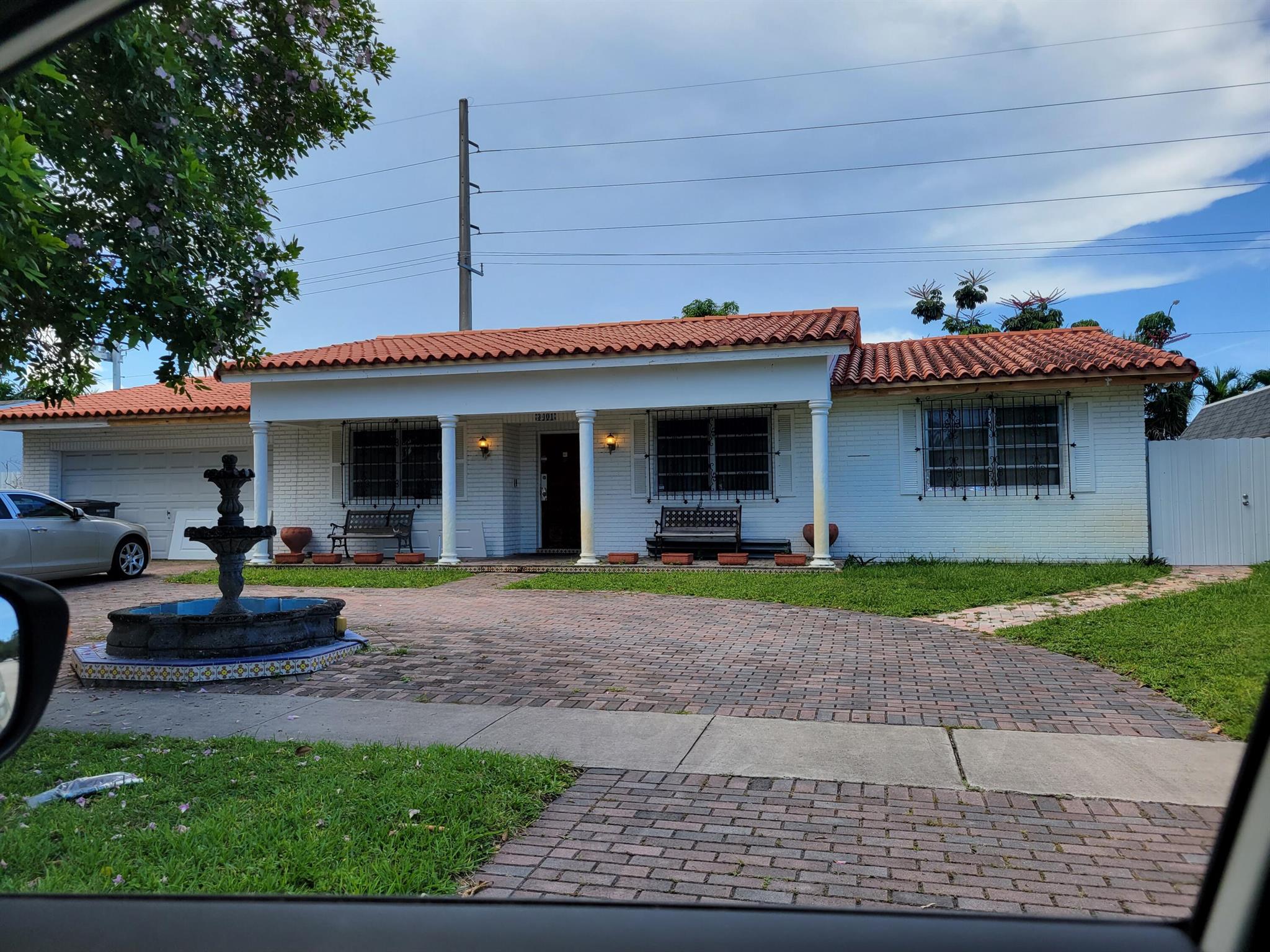 3401 N 41st Court, Hollywood, FL 