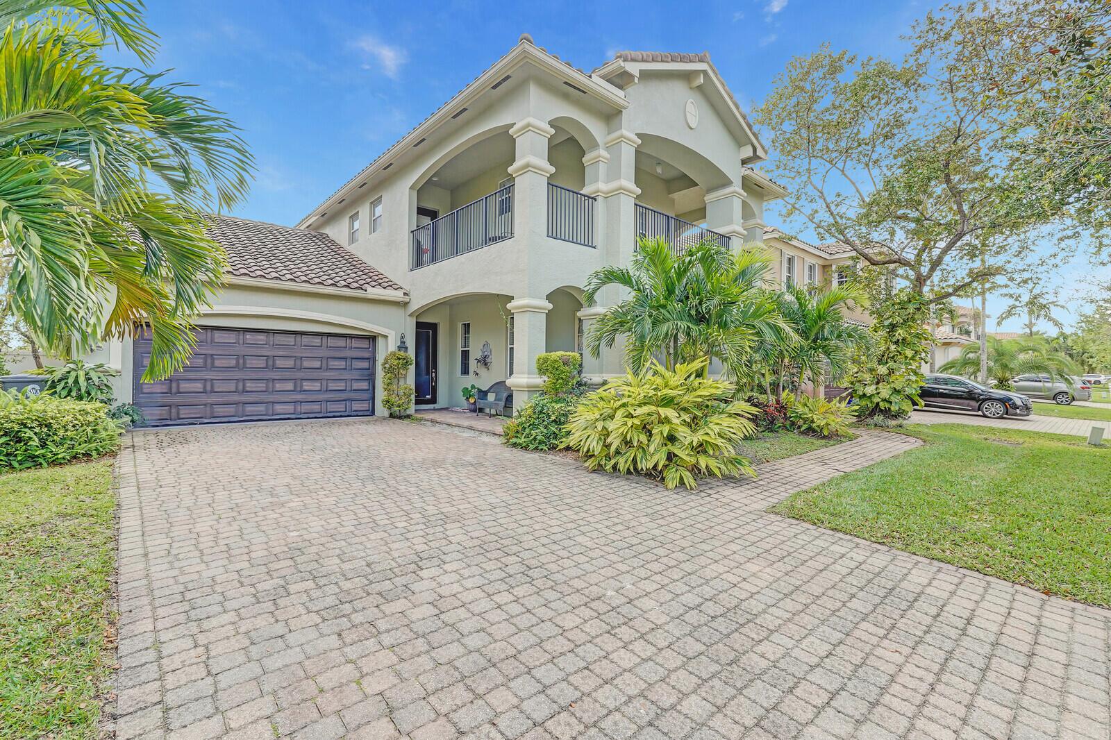 599 Cresta Circle, West Palm Beach, FL 