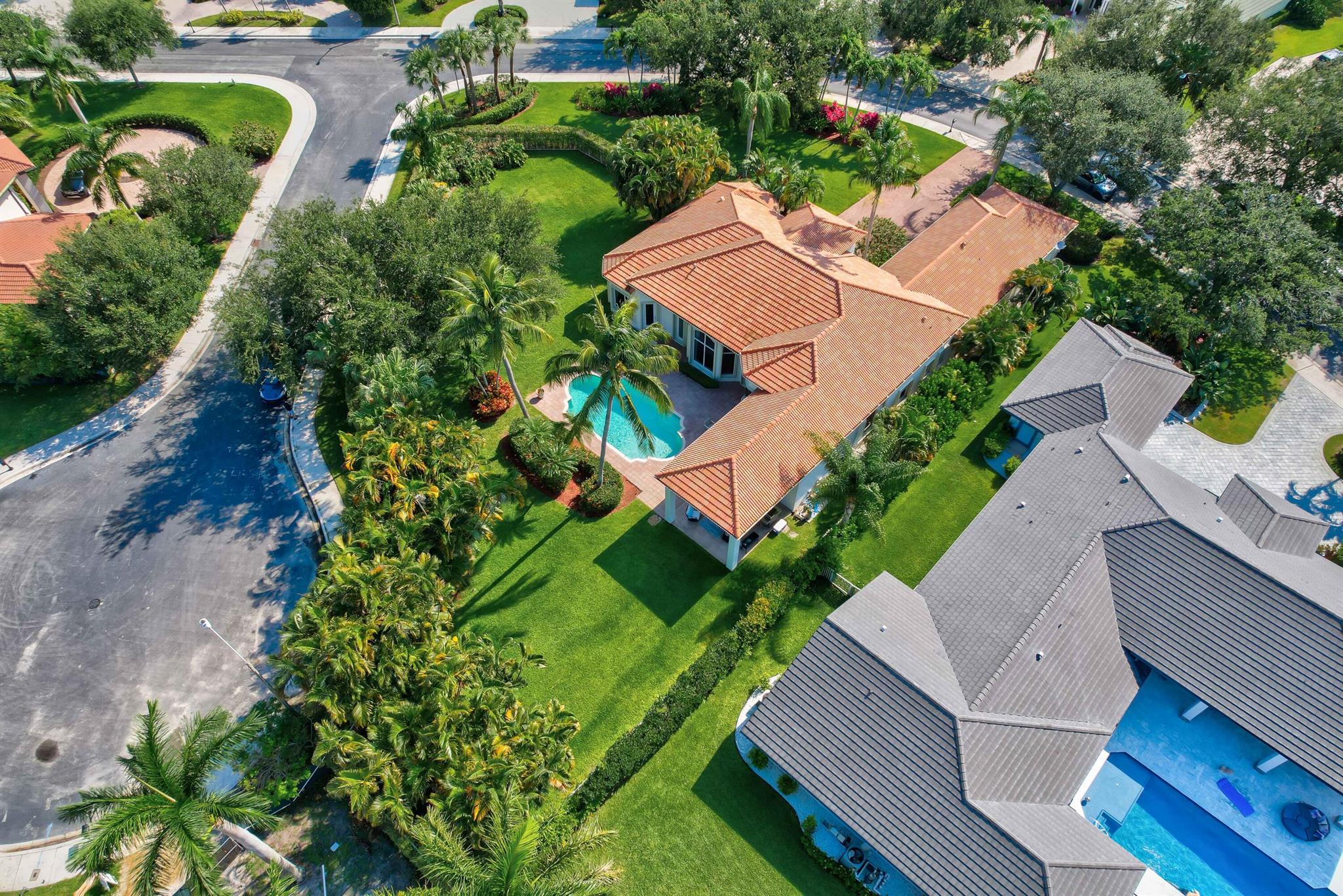 House for Sale in West Palm Beach, FL
