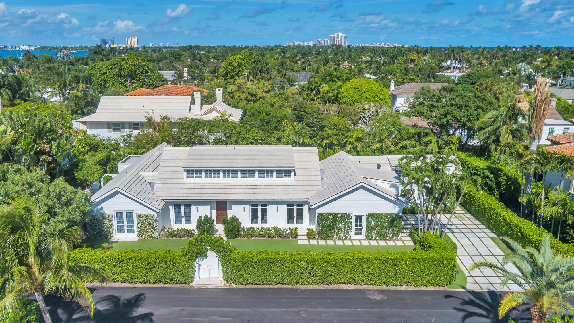 285 Colonial Lane, Palm Beach, FL 