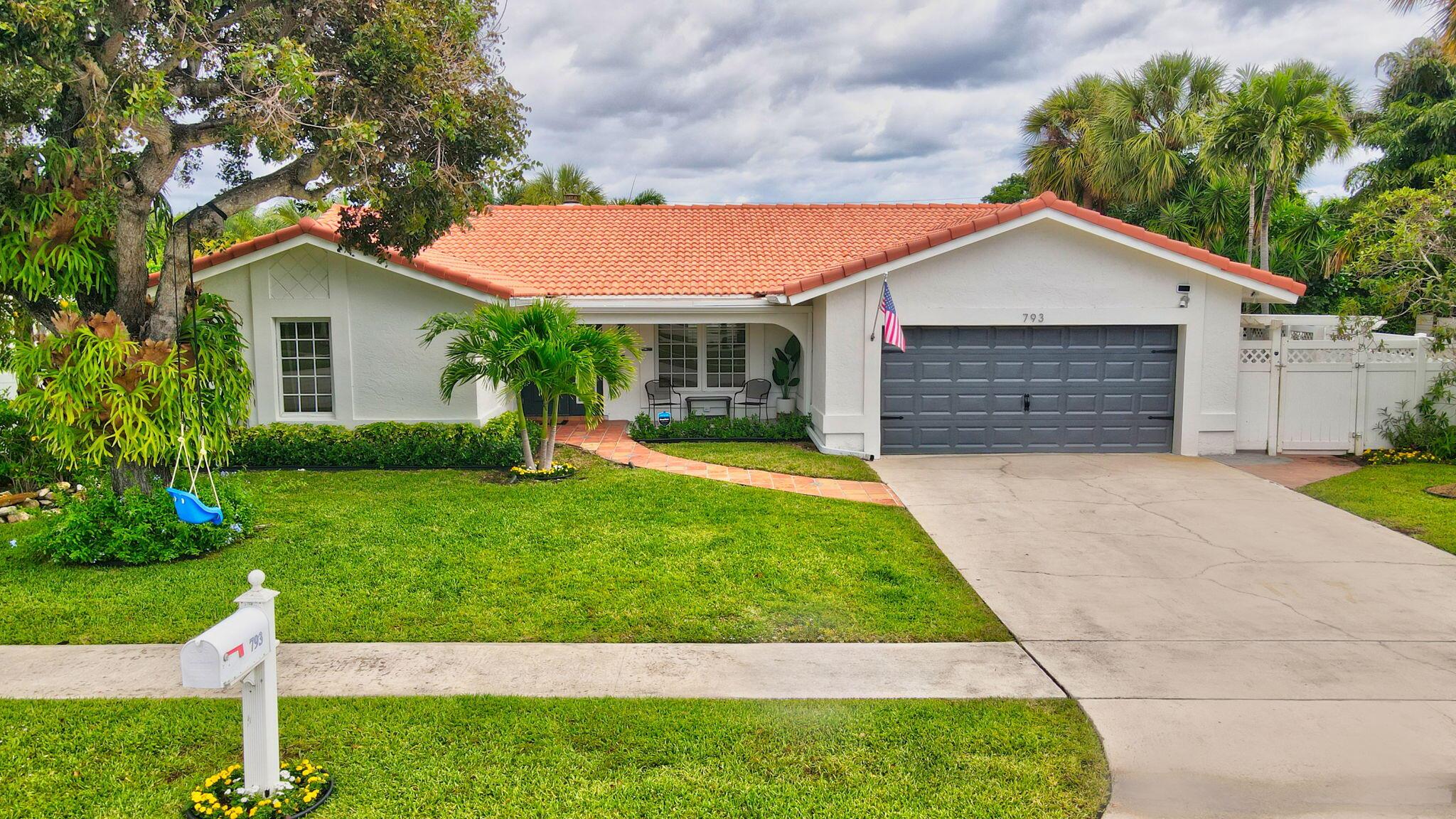 793 Camino Lakes Circle, Boca Raton, FL 