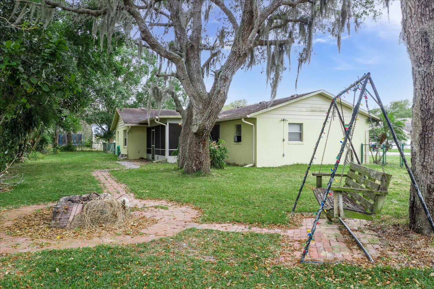 2132 N Morningside Road, Avon Park, FL 