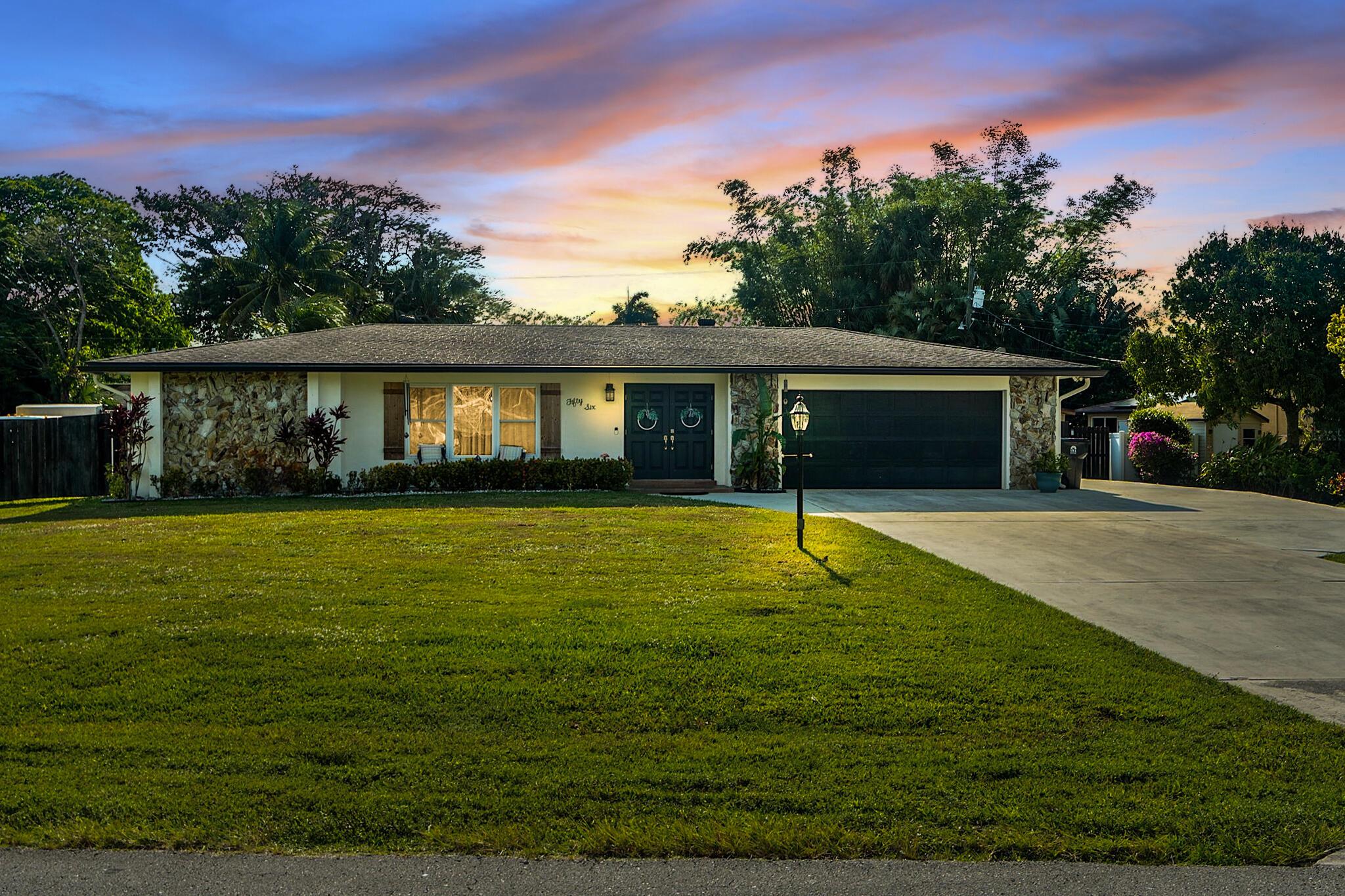 56 Cuyahoga Road, Lake Worth, FL 