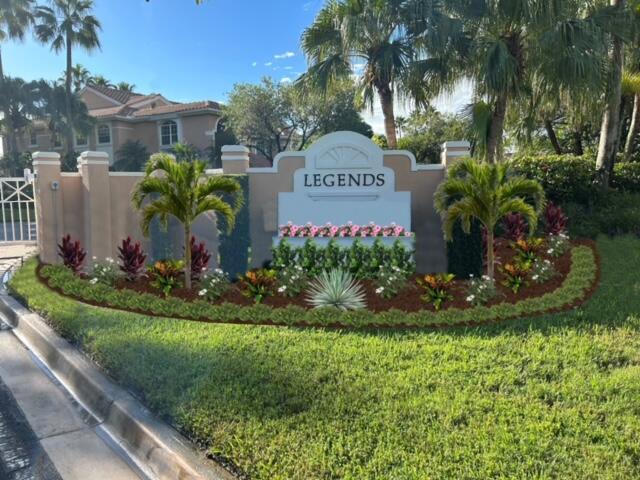 147 Legendary Circle, Palm Beach Gardens FL 33418