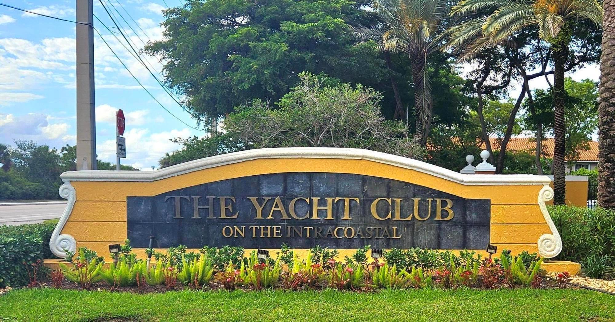 131 Yacht Club Way #207, Hypoluxo FL 33462