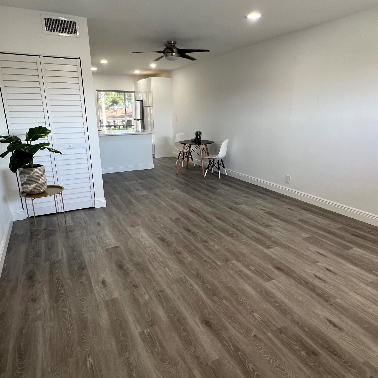 **Totally renovated**This 1 bed 1.5 bath condo has it all!Less than 10 min to Atlantic Avenue, Close to Beach, shopping and dining. The community has a ton of amenities, including a clubhouse, 2 pools, a fitness center, billiards, a community room, and a theater,At least one person must be 55+. Don't miss out on this opportunity to own a Turnkey Condo for a great price.