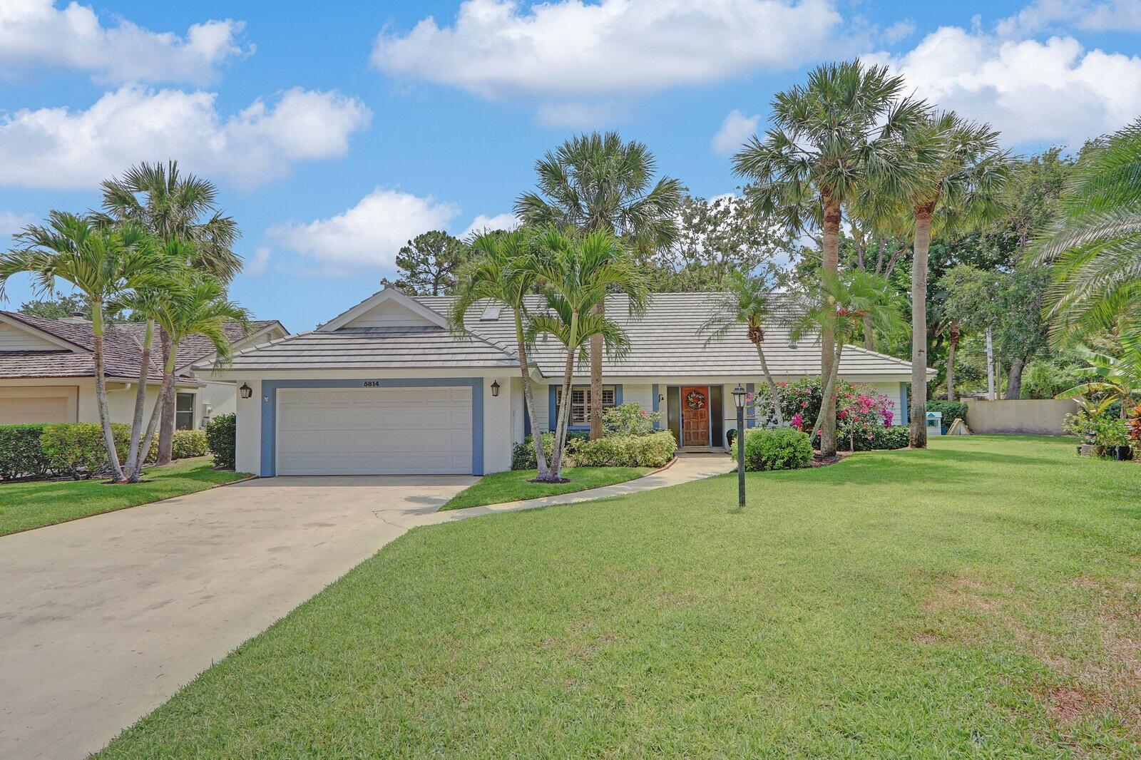 Beautiful home on a culdesac in Woodland Estates.  Brand new Concrete tile roof in 2024.  This home features 3 bedrooms, 2 full baths, with a den that can serve as a playroom or office area.  The house features a renovated kitchen in 2022 with quartz countertops, updated bathrooms with quartz countertops, and large backyard and side-yard.  Woodland Estates offers a community pool, tennis courts, and sidewalks throughout.  The community also has a beautiful lake and is lushly landscaped.