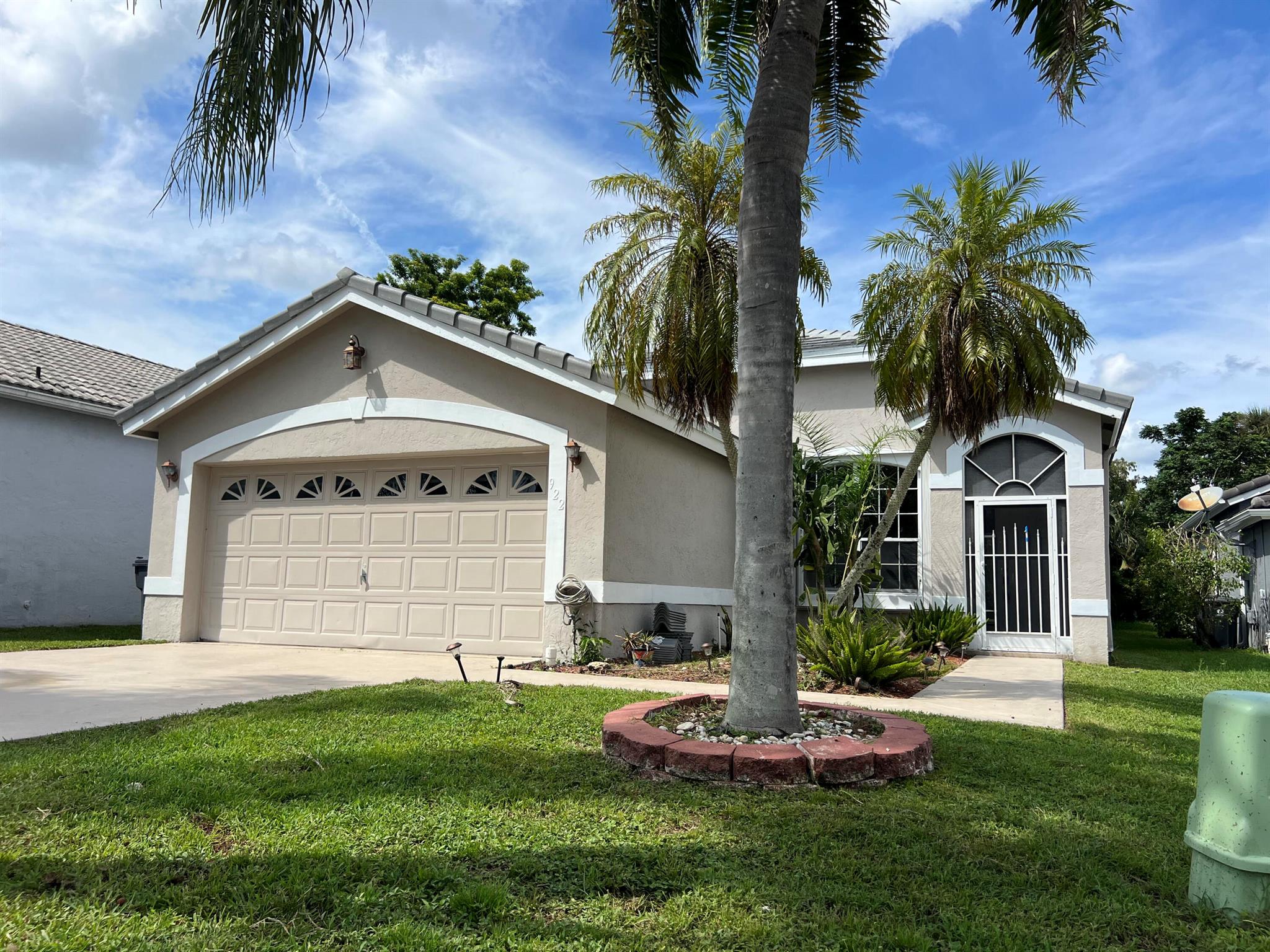 Absolutely amazing completely remodeled four bedroom pool home! This beauty has a new kitchen with large granite countertops and contemporary white shaker cabinets and top of the line stainless steel appliances! There is new tile & vinyl flooring! There is also a brand new tile roof! The home has a screened in heated saltwater pool as well! Plus the bathrooms have been completely remodeled with new shower & bath tile, new toilets, new cabinets and more! There is new electrical and plumbing fixtures as well and the ceilings have just been texturized and a fresh coat of paint! Dont miss out this one will not last long!