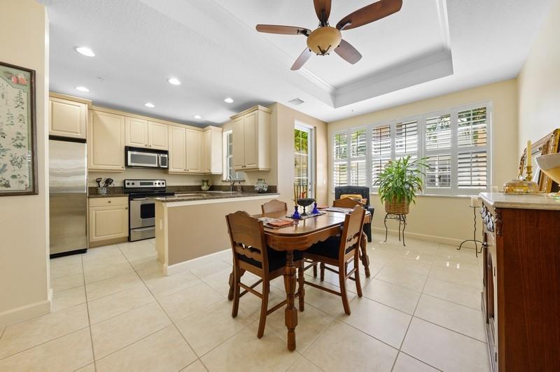 Photo 7 of home located at 2402 San Pietro Circle, Palm Beach Gardens FL