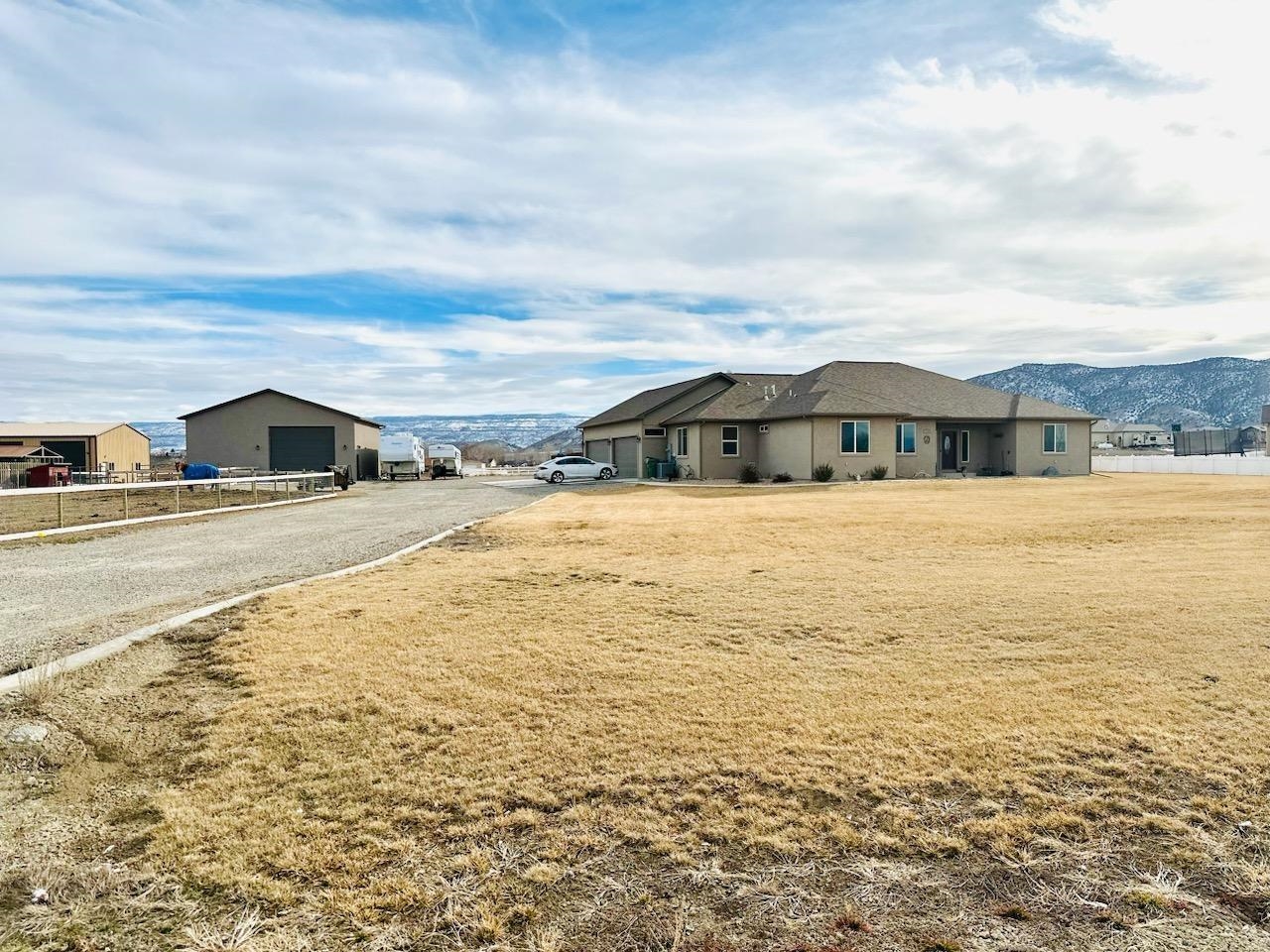 1338 Lutes Crossing Drive, Loma, CO 